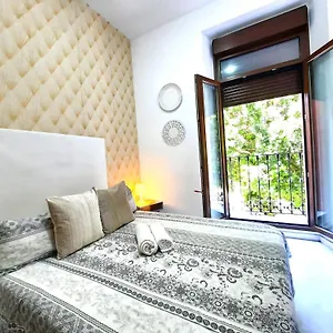 apartamentos-las-setas.es-andalucia.com/